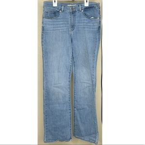 Levi’s Bootcut High Rise Light Blue Jeans